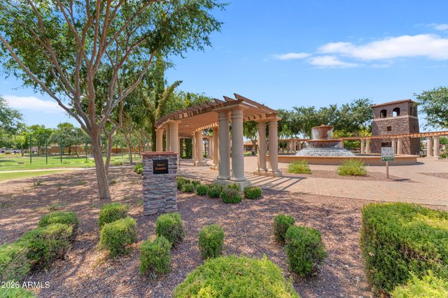 5004 S St Claire Circle, Mesa, AZ 85212