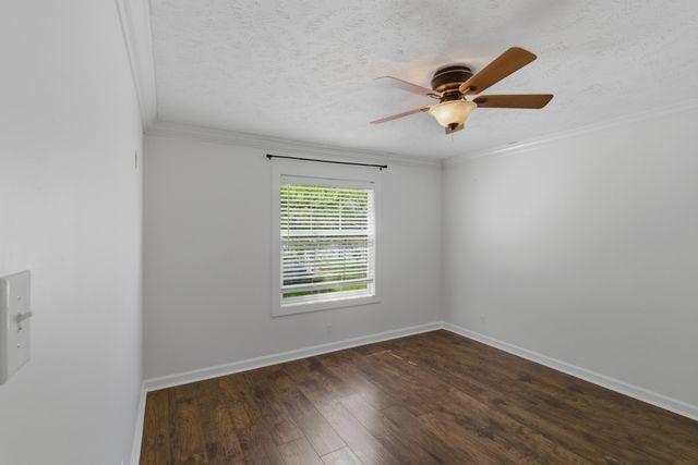 325 S Shore Dr, Antioch, TN 37013