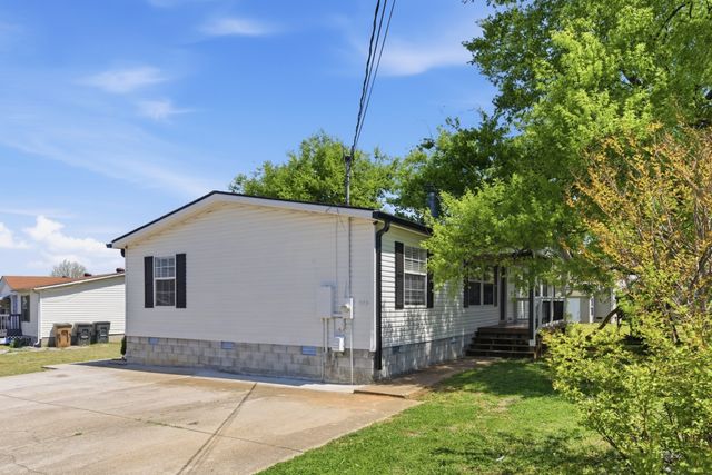 325 S Shore Dr, Antioch, TN 37013
