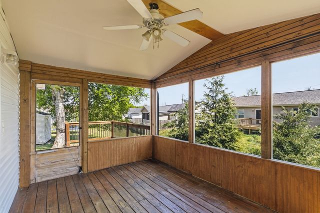 325 S Shore Dr, Antioch, TN 37013