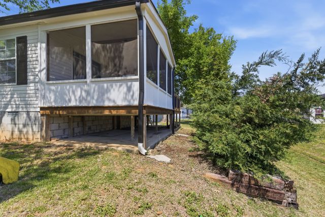 325 S Shore Dr, Antioch, TN 37013