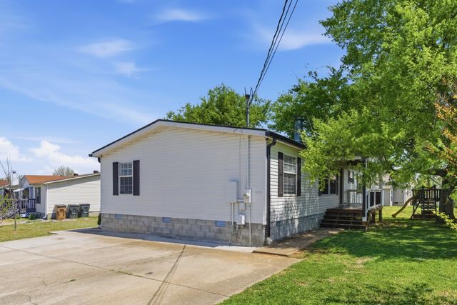 325 S Shore Dr, Antioch, TN 37013