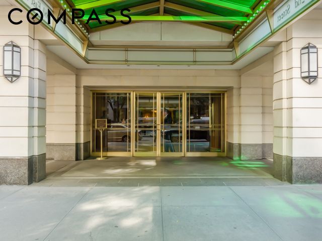 360 E 72nd St Apt B907, New York City, NY 10021