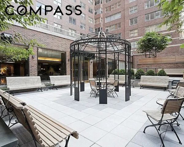 360 E 72nd St Apt B907, New York City, NY 10021
