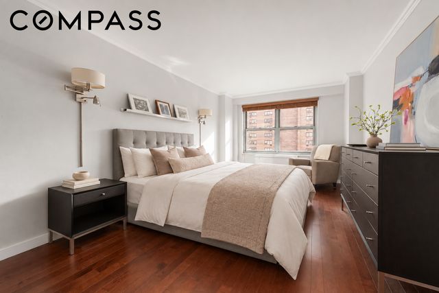 360 E 72nd St Apt B907, New York City, NY 10021