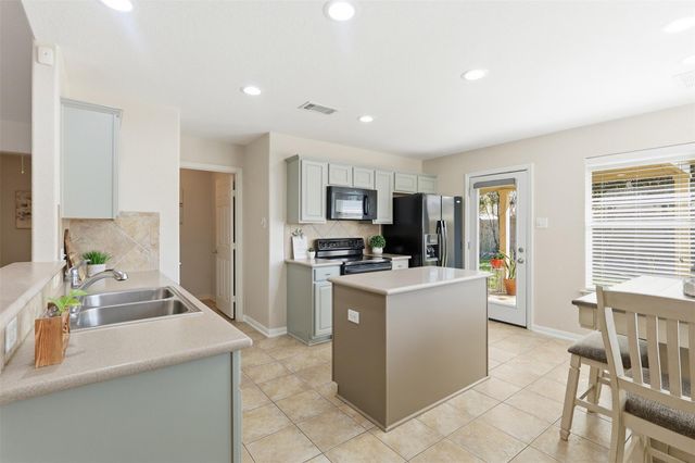 10215 Riderdale Park Lane, Houston, TX 77070