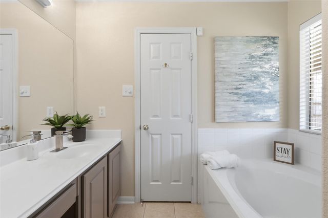 10215 Riderdale Park Lane, Houston, TX 77070