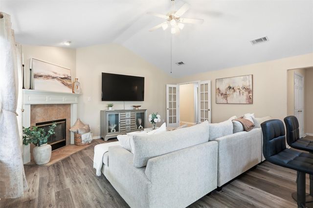 10215 Riderdale Park Lane, Houston, TX 77070