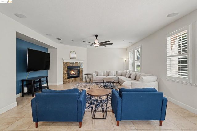1276 Prominent Drive, Brentwood, CA 94513