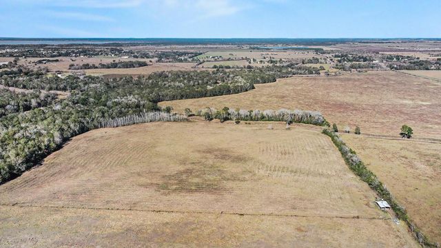 TBD Fm 562, Anahuac, TX 77514