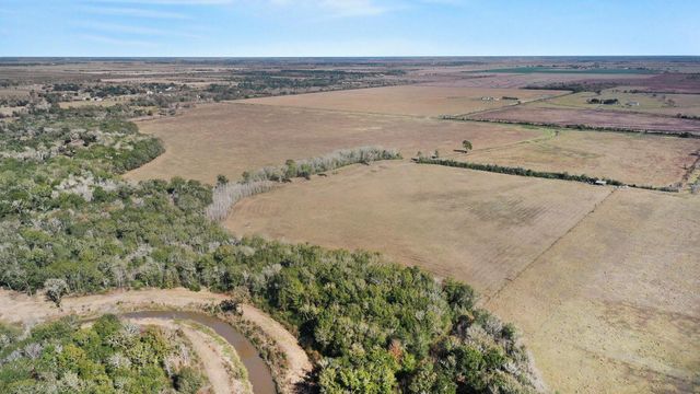 TBD Fm 562, Anahuac, TX 77514