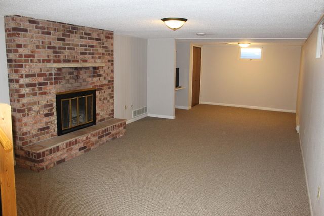 421 Dale Avenue, Moorhead, MN 56560