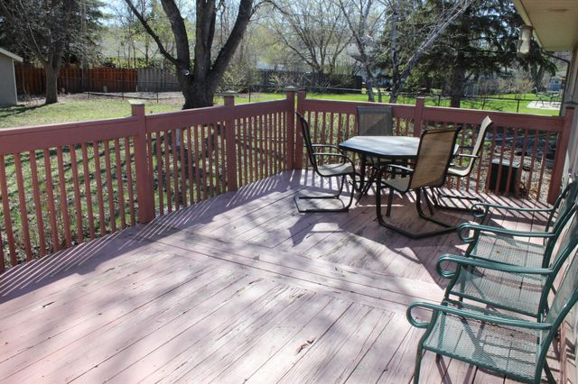 421 Dale Avenue, Moorhead, MN 56560