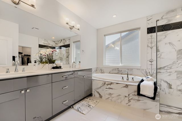 24503 NE 18th Street, Sammamish, WA 98074