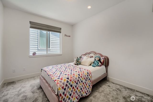 24503 NE 18th Street, Sammamish, WA 98074
