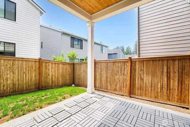 24503 NE 18th Street, Sammamish, WA 98074