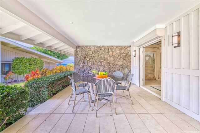 128 Hanapepe Loop, Honolulu, HI 96825