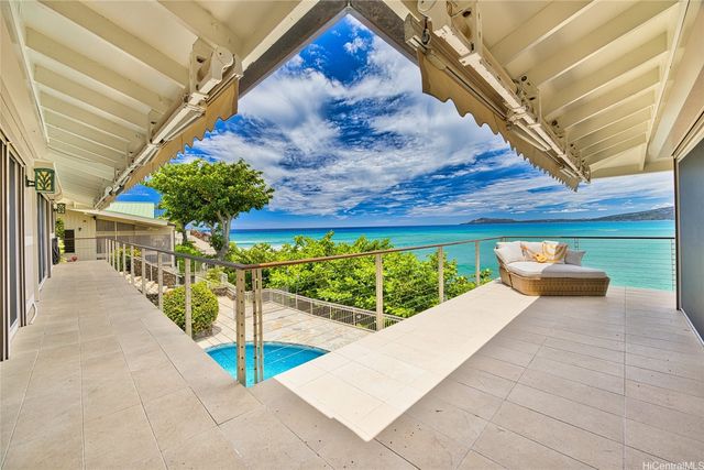 128 Hanapepe Loop, Honolulu, HI 96825