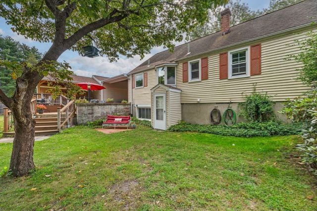 254 Mccarthy Ave, Chicopee, MA 01020