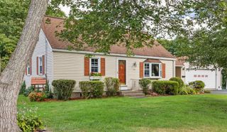 254 Mccarthy Ave, Chicopee, MA 01020