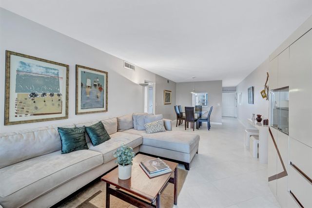 3001 Lincoln A 3001, Boca Raton, FL 33434