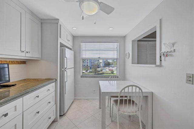 3001 Lincoln A 3001, Boca Raton, FL 33434