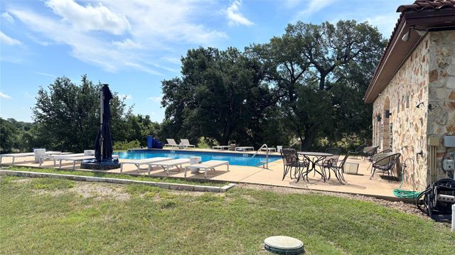 104 Strada Luca ST, Florence, TX 76527