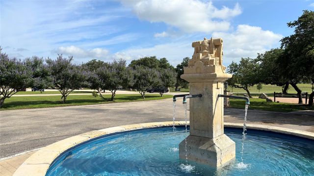 104 Strada Luca ST, Florence, TX 76527