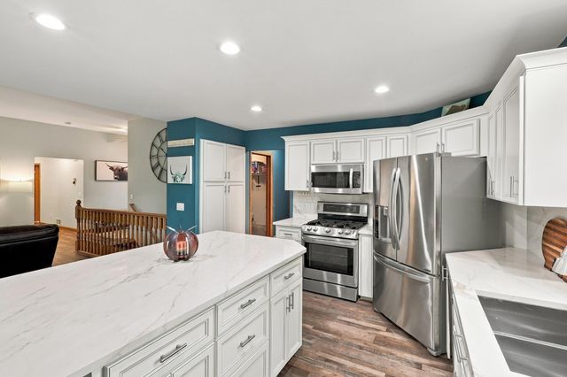14159 Bluebird Trail NE, Prior Lake, MN 55372