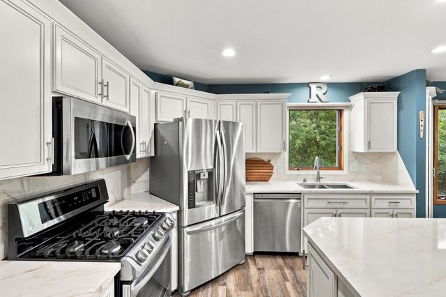 14159 Bluebird Trail NE, Prior Lake, MN 55372
