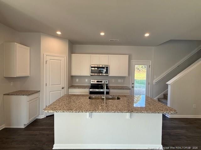 98 Stout Landing, Dunn, NC 28334