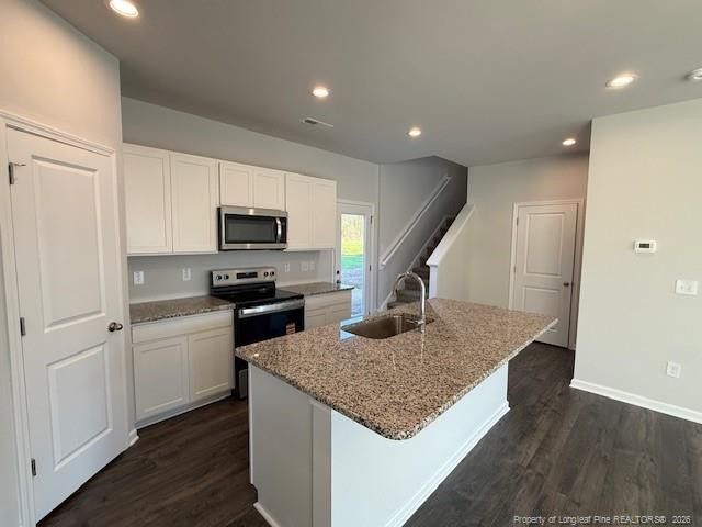 98 Stout Landing, Dunn, NC 28334