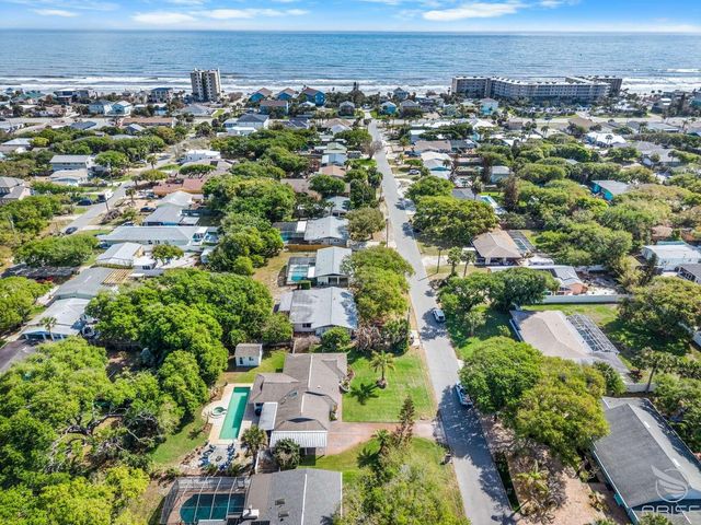 812 E 13TH AVENUE, New Smyrna Beach, FL 32169