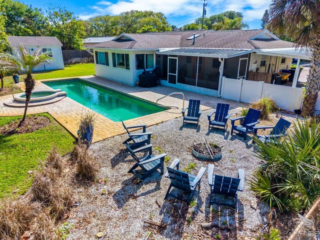 812 E 13TH AVENUE, New Smyrna Beach, FL 32169