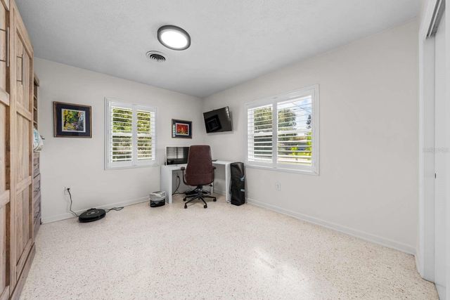 812 E 13TH AVENUE, New Smyrna Beach, FL 32169