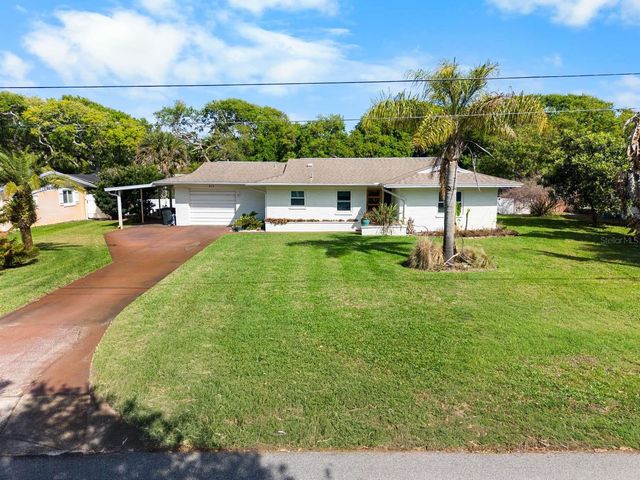 812 E 13TH AVENUE, New Smyrna Beach, FL 32169