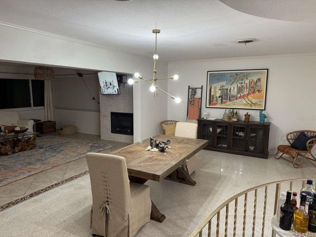 812 E 13TH AVENUE, New Smyrna Beach, FL 32169