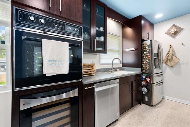 812 E 13TH AVENUE, New Smyrna Beach, FL 32169