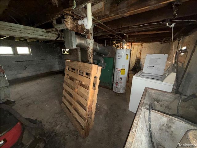 5331 Fischer Street, Detroit, MI 48213