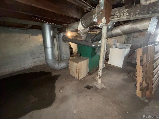 5331 Fischer Street, Detroit, MI 48213