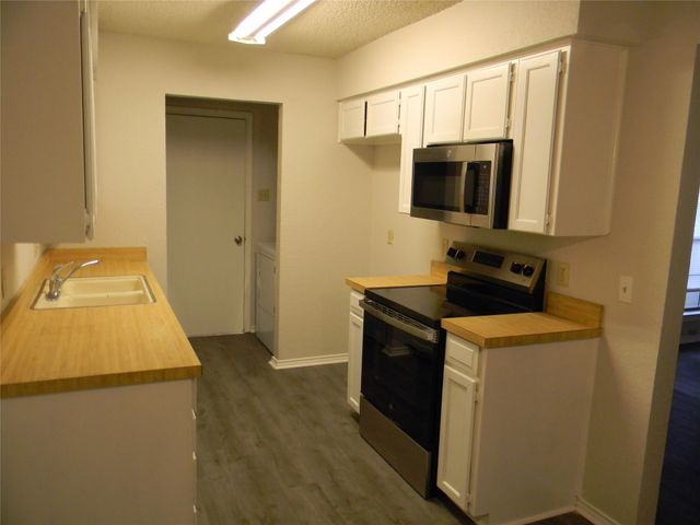 7856 Colwick Court, Fort Worth, TX 76133