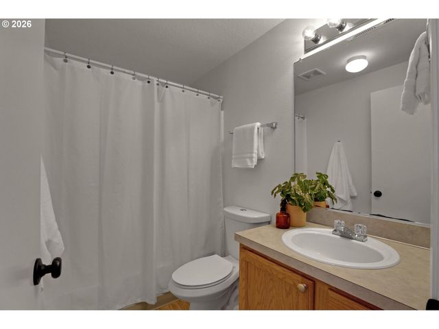 7616 N EDISON St, Portland, OR 97203