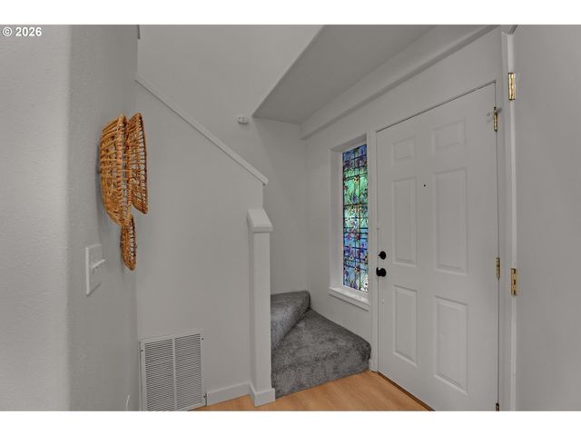7616 N EDISON St, Portland, OR 97203
