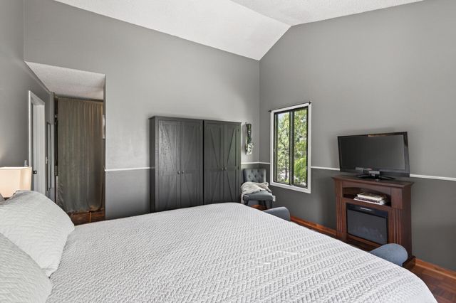 14308 Fairway Drive, Eden Prairie, MN 55344