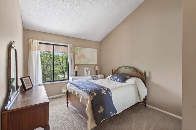 14308 Fairway Drive, Eden Prairie, MN 55344