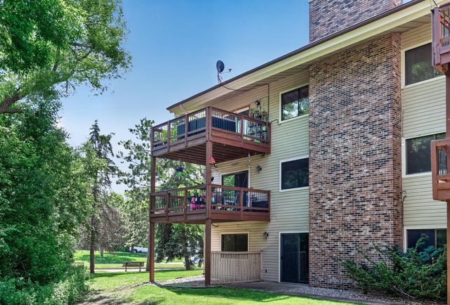 14308 Fairway Drive, Eden Prairie, MN 55344