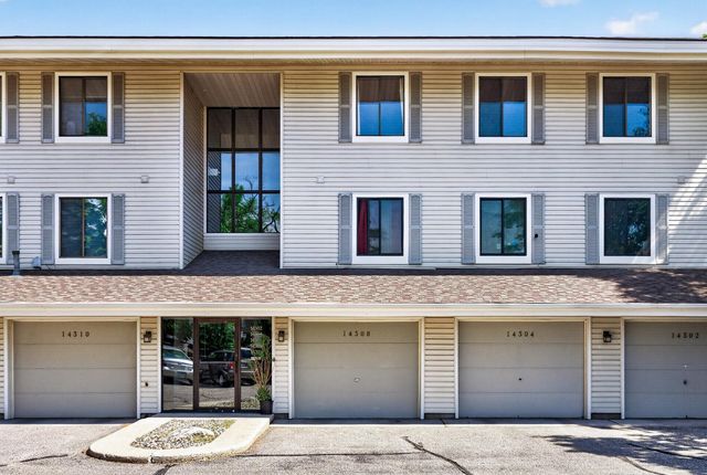 14308 Fairway Drive, Eden Prairie, MN 55344