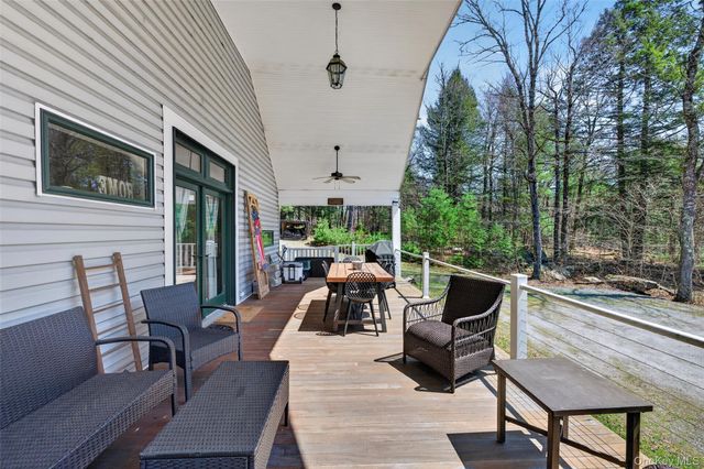 465 Schalck Road, Narrowsburg, NY 12764