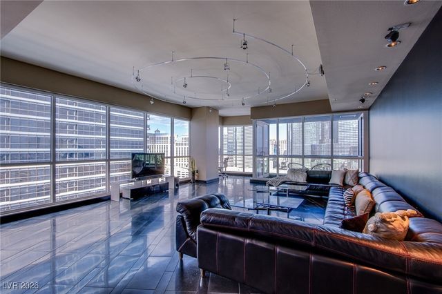 4525 Dean Martin Drive 2000, Las Vegas, NV 89103