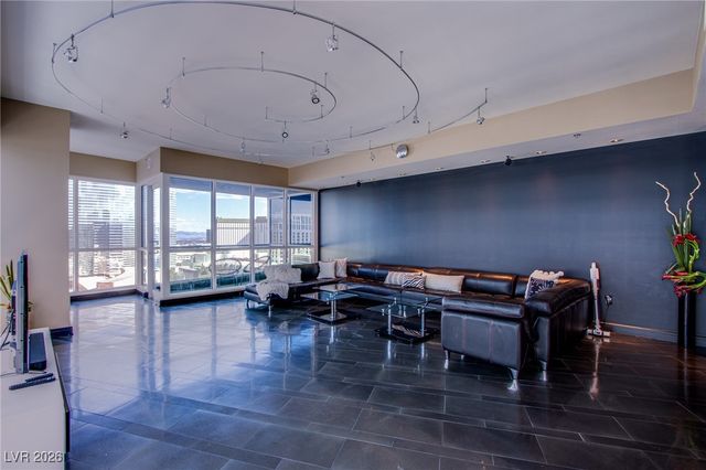 4525 Dean Martin Drive 2000, Las Vegas, NV 89103